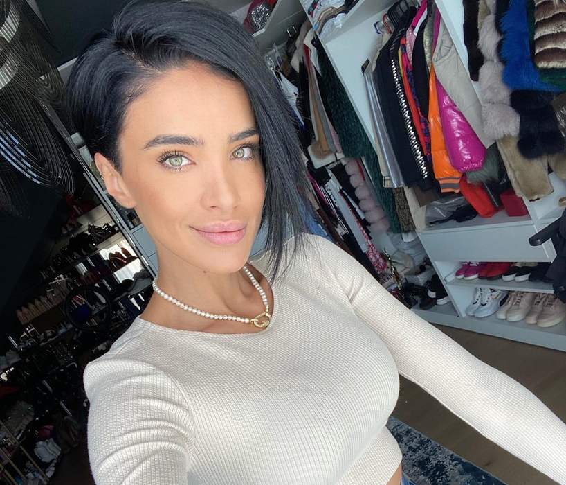 Adelina Pestrițu i-a dat clasă Queridei! Gestul făcut de fosta prezentatoare după ce Oana Zăvoranu a lansat o serie de jigniri la adresa ei