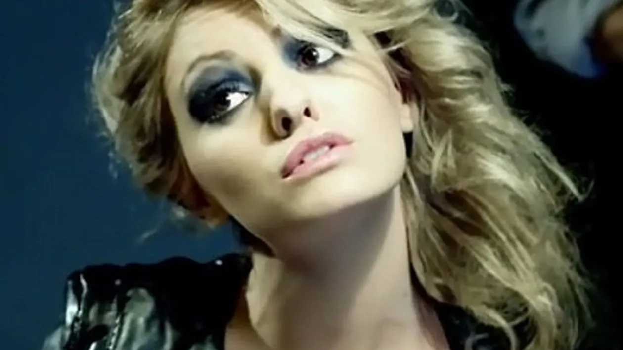 Alexandra Stan nu este la primul iubit violent. “Ma comportam urat cu ea. O bateam, o scuipam”