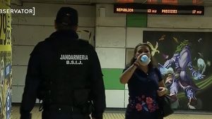 S-au impus alte reguli la metrou după ce s-au făcut sesizări că nu se poartă masca: “Poliţia Metrou va realiza acţiuni de patrulare în...”