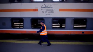 Evenimentul anului pe ruta București - Ploiești. Ce a făcut un mecanic de locomotivă după ce a uitat să oprească într-o gară