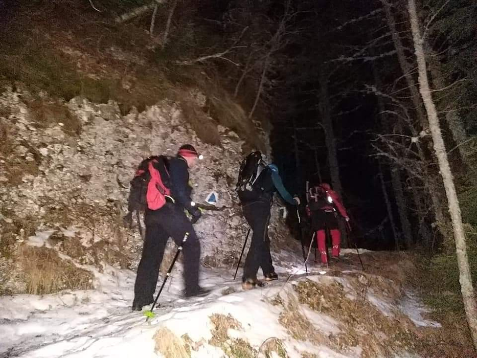 În ciuda eforturilor, echipele de salvare nu au reușit să îl găsească în timp util pe bărbatul din Bușteni