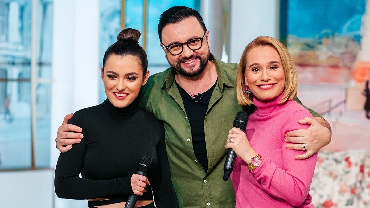 Eveniment mare în familia Andreei Esca, după ce știrista, soțul și fiul său au fost infectați cu COVID-19. Alexia Eram a dat vestea!