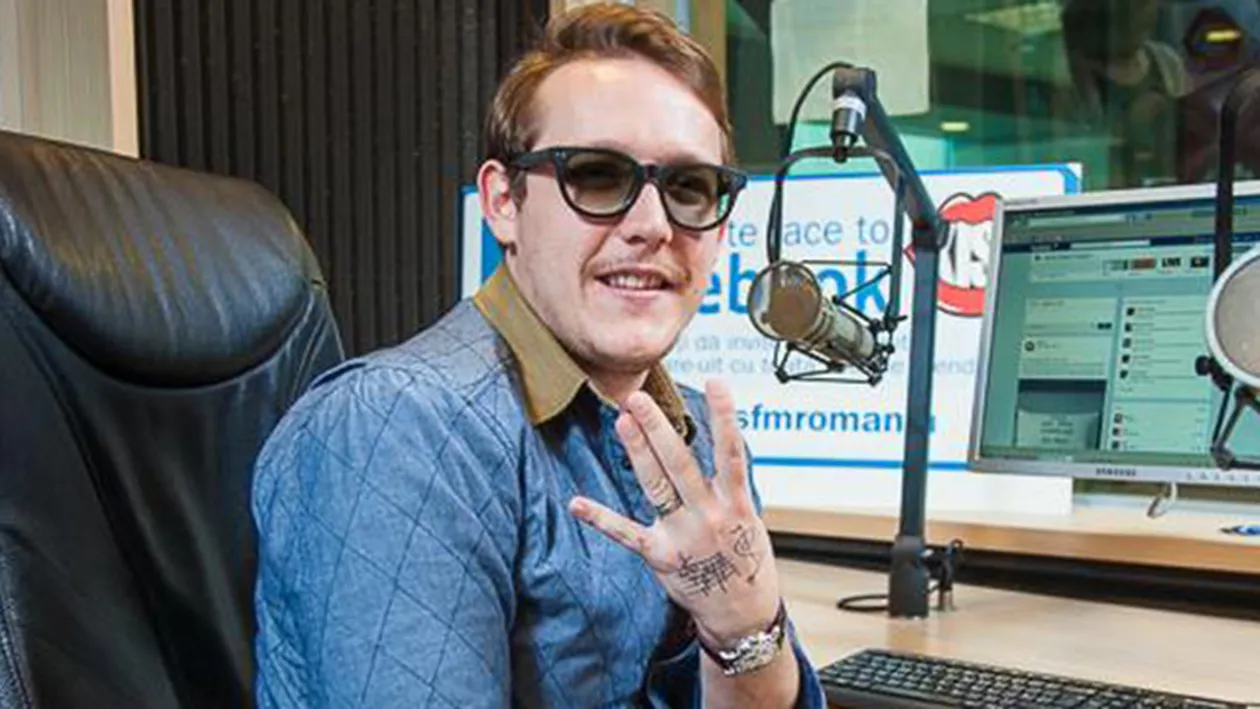 What’s Up, facut praf de un cunoscut prezentator din Romania! Cantaretul le-a tras teapa organizatorilor: Domnule “artist” ...