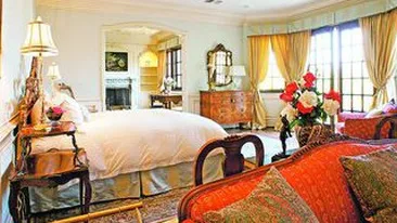 Voiau sa vanda pana si tablia patului lui Michael Jackson!