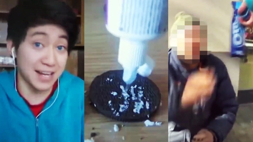 Un cerşetor român din Barcelona, umilit de un vlogger care i-a oferit biscuiţi umpluţi, după ce le-a înlocuit crema: "L-am ajutat să se spele". Ce pedeapsă riscă starul YouTube