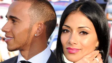 S-au despartit dupa patru ani de relatie! S-a destramat cuplul Nicole Scherzinger - Lewis Hamilton!