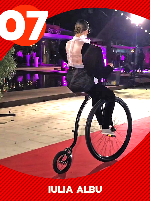 Ele sunt sexy-biciclistele showbizului! TOP 25 cu nume grele! Andreea Berecleanu, Iulia Vântur și Anca Țurcașiu au luat startul!