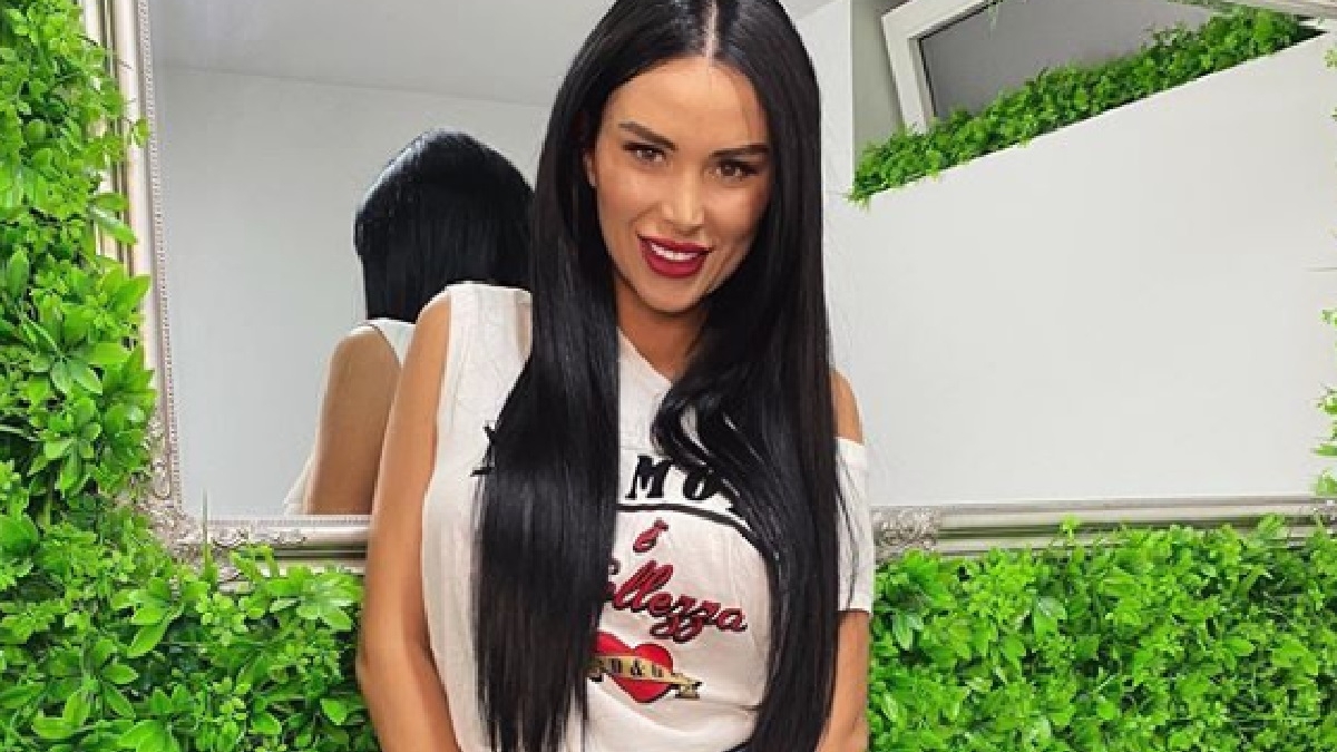 Daniela Crudu a uitat episodul cu bătaia primită de la fostul iubit. Cu ce bărbat celebru s-a cuplat fosta asistentă TV