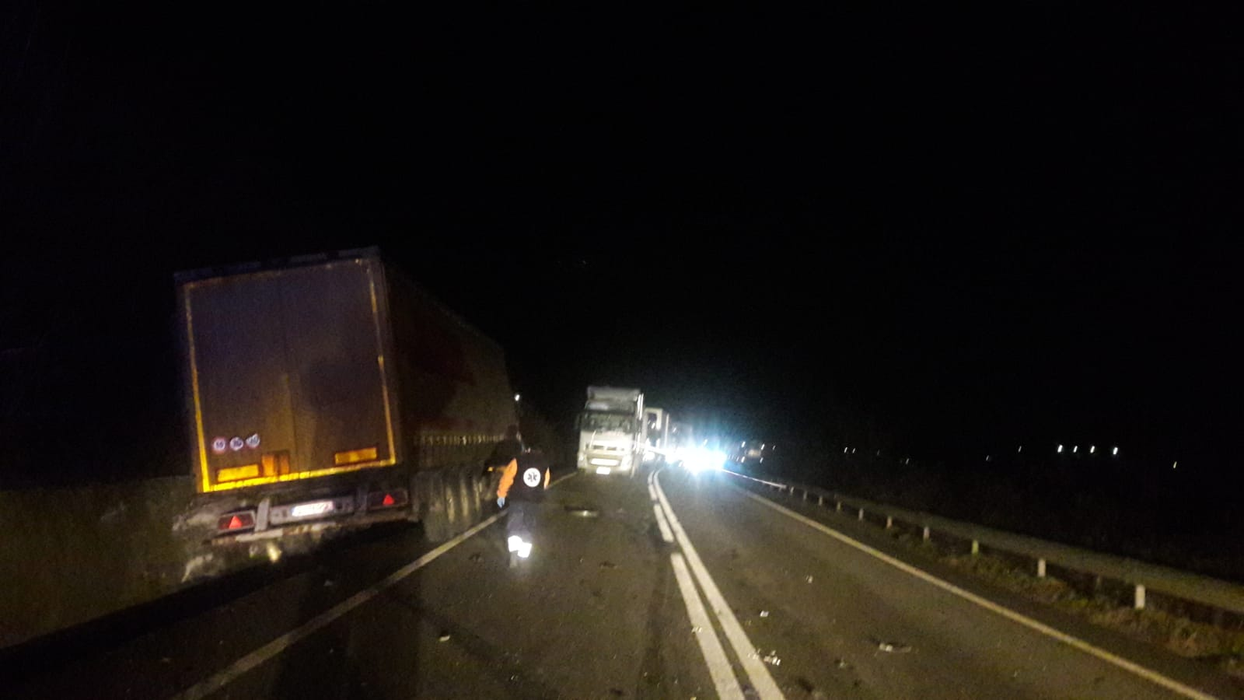Carnagiu în Olt. 4 persoane și-au pierdut viața în urma impactului violent