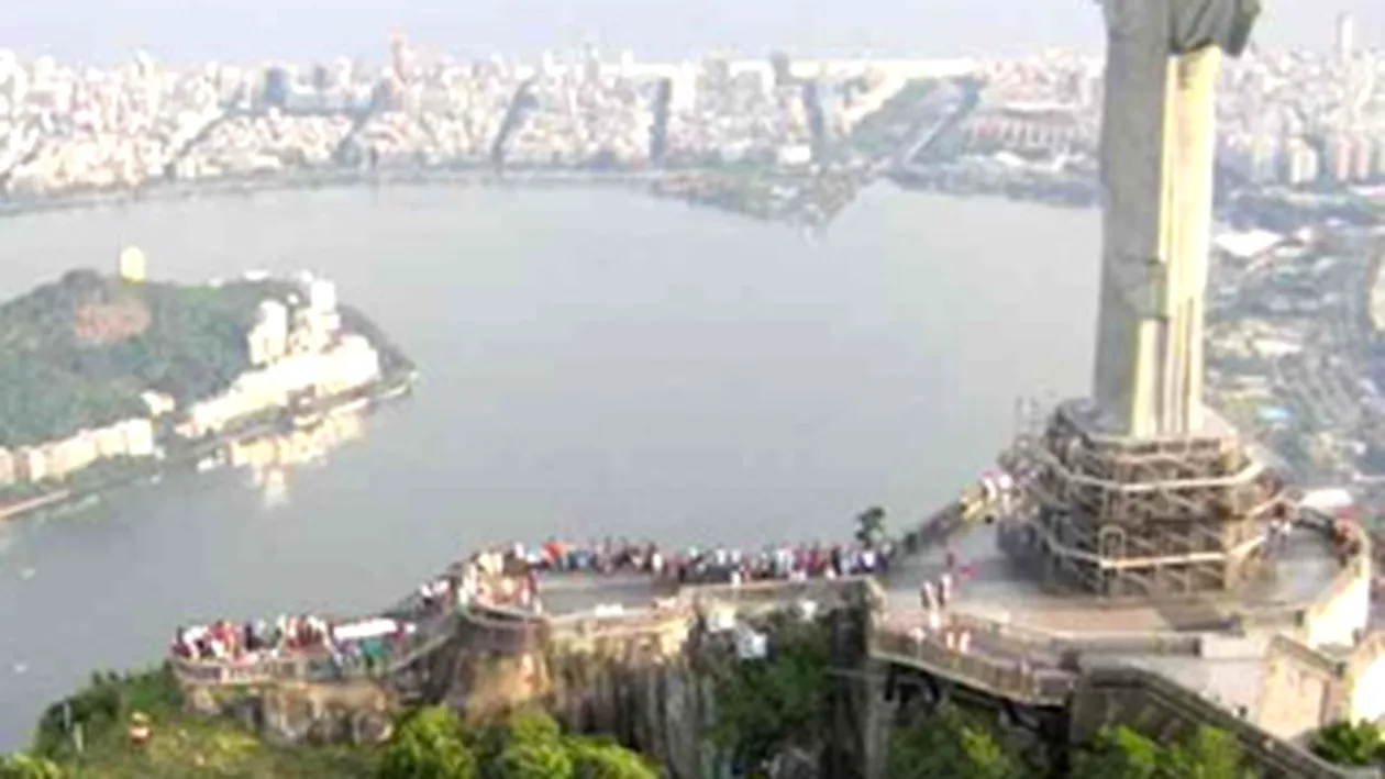Statuia lui Iisus din Rio de Janeiro, restaurata!