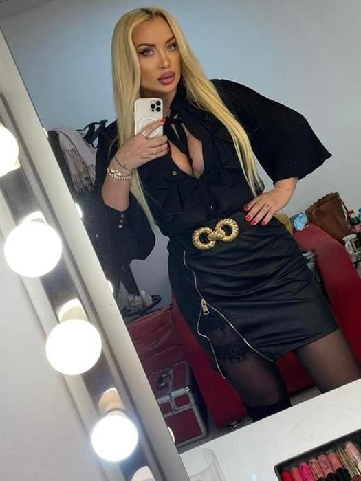 Cine ar consola-o pe Simona Trașcă după ce a fost agresată (Foto: Facebook)