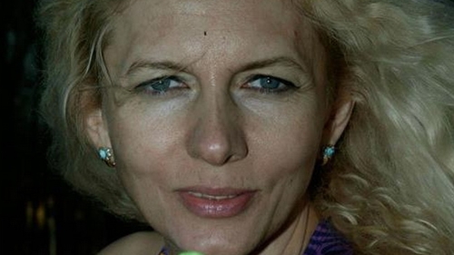 Israela e minciuna pe langa ea! Regina caselor de amanet a divortat si si-a tras o brigada de pustani!