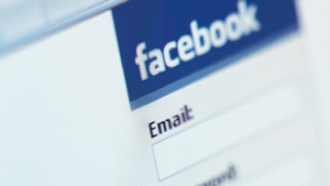 Facebookul dauneaza grav casniciei! 66% dintre divorturi  sunt cauzate de reteaua de socializare