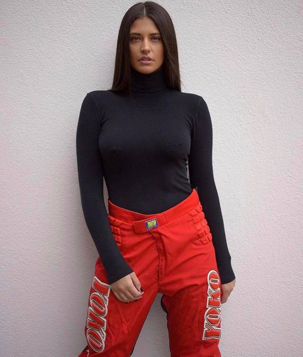 Cele mai sexy fotografii cu Antonia
