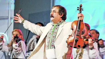 Isi da Mercedes-ul pe o vioara Klotz