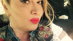 OANA LIS, la un pas de moarte! I s-a umflat capul şi s-a umplut de bube din cauza unui aliment pe care îl consumăm cu toţii