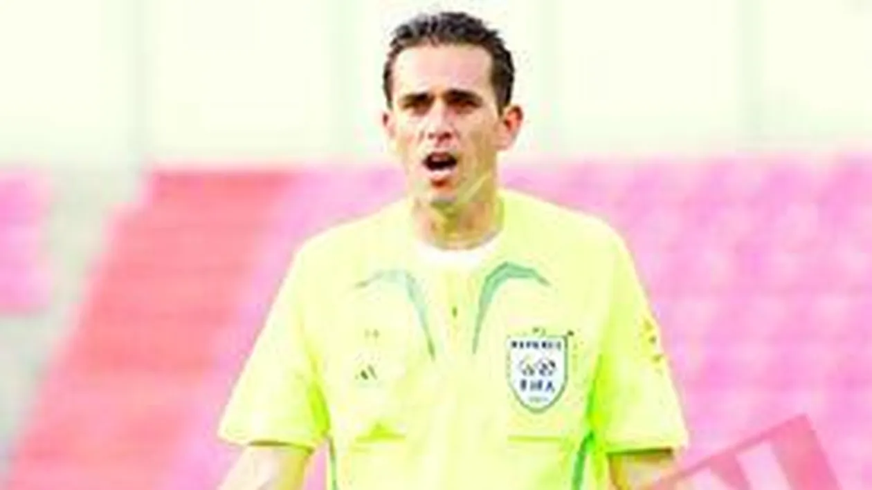 Keinan, batut de fani, dus la spital si acuzat de xenofobie