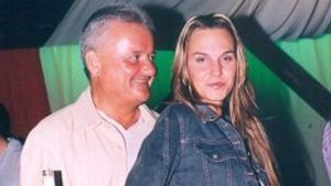 Frumoasa Anna Lesko si omul de afaceri Irinel Columbeanu, cel mai controversat cuplu al anilor ’90! De ce s-au despartit?
