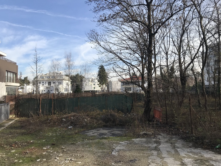 Zona în care ar urma să se ridice ansamblul imobiliar