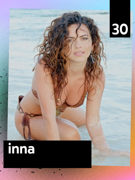 Aloooo, Anna Lesko, Inna, Francisca… TOP sexy-vedete care s-au jucat cu fundulețul în nisip!