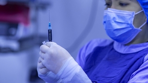 O nouă tranşă de vaccin de la AstraZeneca a intrat în ţară. Au fost primite 108.000 doze de vaccin Vaxzevria