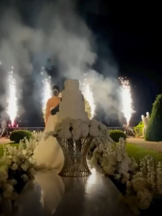 Mirii și invitații lor au petrecut ca în filme la Villa Balbiano, locul unde s-a filmat "House of Gucci" (Foto: Instagram)