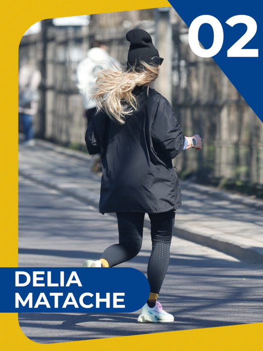 Intră în acţiune TOP 25 vedete care fac spectacol în această toamnă! Iuliana Pepene, Antonia sau Bianca Drăguşanu o „ard” cu pletele-n vânt în cel mai provocator mod posibil