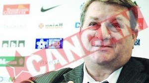 Muresan: "Hirschfeld m-a lasat masca!"
