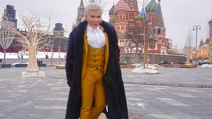 Păpușa Ken a ajuns tocmai în Rusia. Cum au reacționat oamenii de pe stradă!