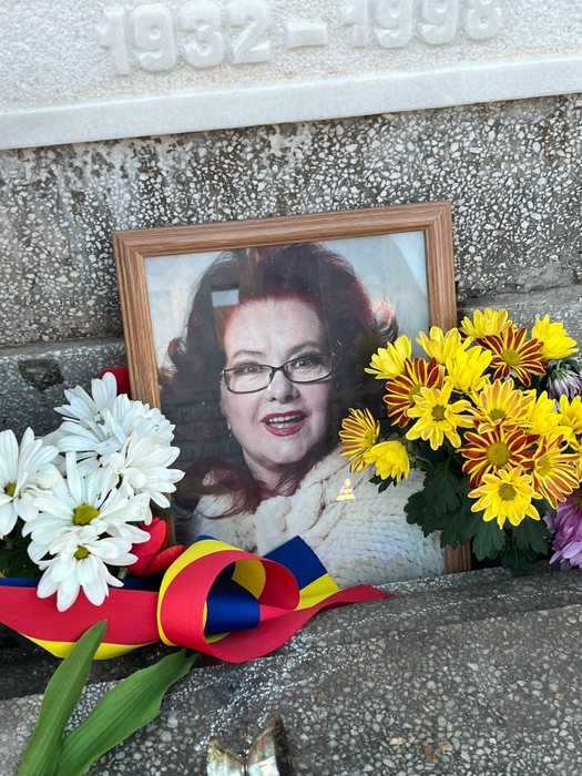 EXCLUSIV | Cum a ajuns să arate acum mormântul Stelei Popescu de la Cernica, la 8 ani de la moartea regretatei actrițe