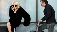 Lady Gaga s-a logodit cu managerul ei, care e mai mare cu 17 ani. Christian Carino i-a oferit un inel de 400.000 de dolari