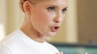Iulia Timosenko intra in greva foamei pentru a denunta fraudele electorale din Ucraina