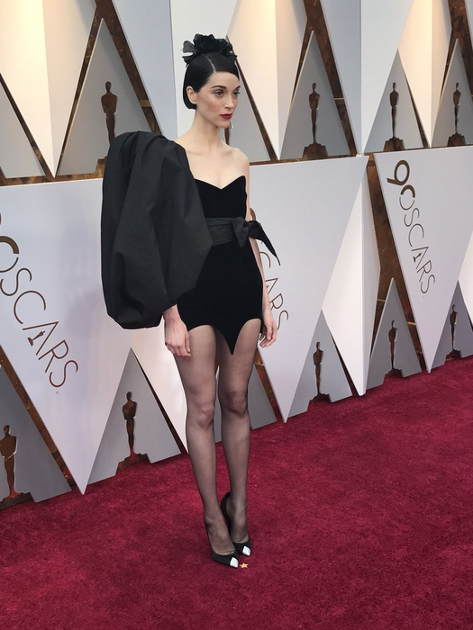 Premiile Oscar 2018. O actriţă a uimit purtând aceeaşi rochie ca la gala din 1962. Top 11 celebrități care au fost total neinspirate când și-au ales ținutele