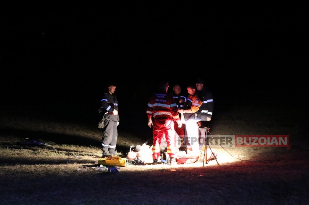 Impact frontal între o Dacie 1310 şi un VW în Buzău! Au murit pe loc: pe cine au găsit poliţiştii la volan