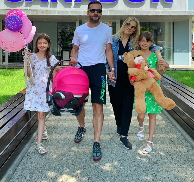 Mihai Morar, tablou de familie în 5: ”Sunt totul. Suntem toți acasă”