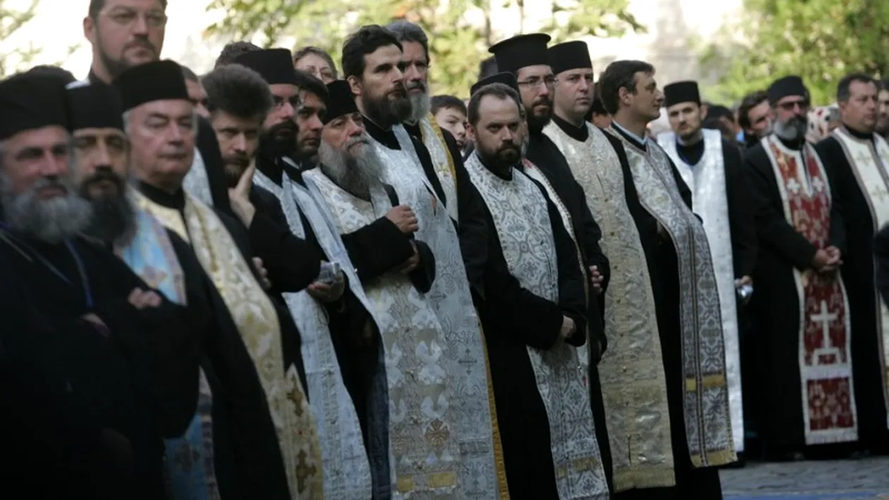 Preotii au mers la clubul Colectiv. Afla ce a facut Patriarhul Daniel