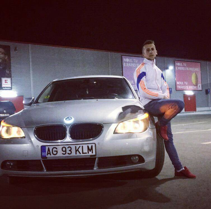 Cristi, tânărul care s-a izbit cu BMW-ul de un parapet, și-a sunat cel mai bun prieten înainte să se sinucidă și i-a spus ce va face! Cum a reacționat amicul său