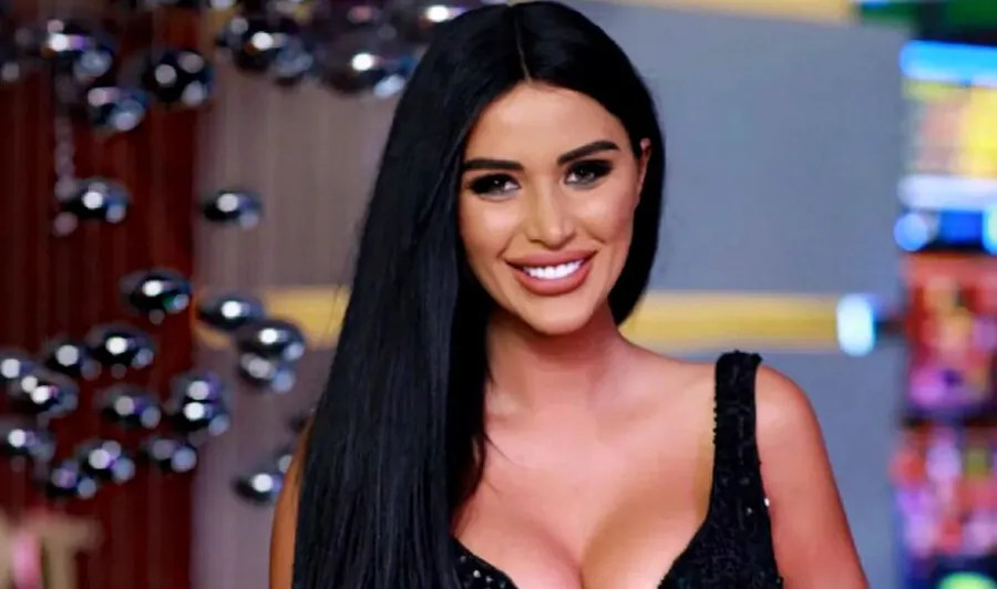 Daniela Crudu și-a botezat fetița, iar invitații au rămas fără cuvinte. Detaliul pe care toată lumea l-a văzut în restaurant