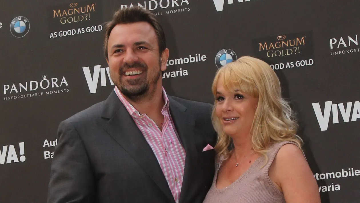 Prima aparitie in public dupa nastere! Alice Dumitrescu, sotia lui Horia Brenciu, si-a luat inima in dinti si a iesit in lume!