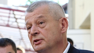Sorin Oprescu a verificat astazi lucrarile la doua unitati de invatamant care sunt in curs de reabilitare