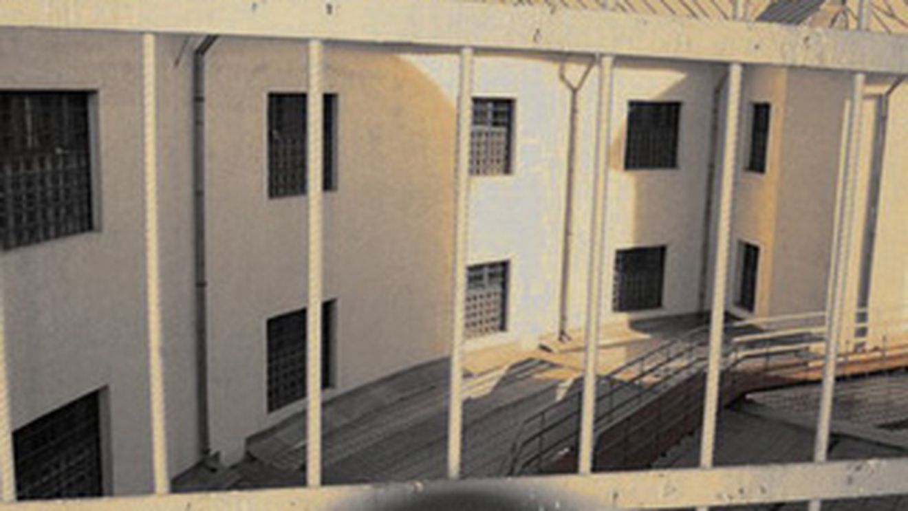 Directorul Penitenciarului Pelendava Craiova, reclamat la Parchet