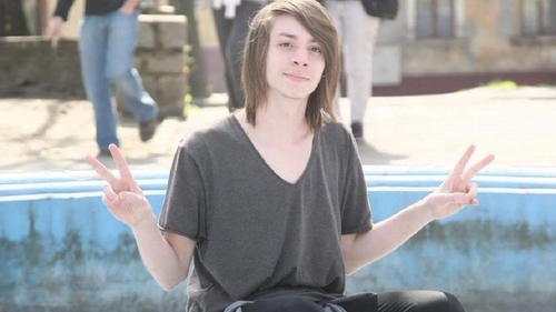 FOTO Detalii înfiorătoare în cazul adolescentului care s-a sinucis la Oradea. Acum doi ani, fratele său s-a aruncat de pe un bloc cu 10 etaje