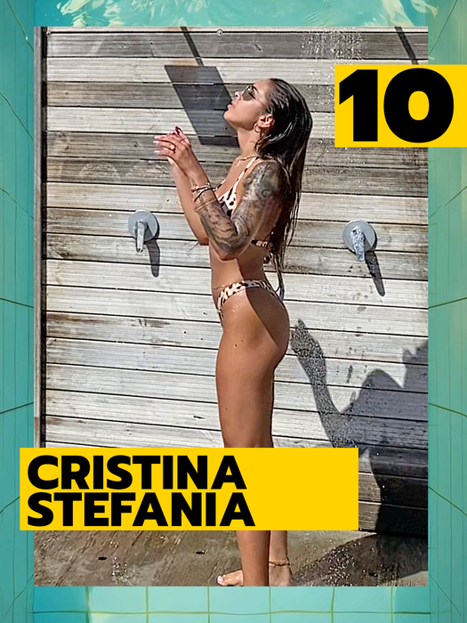 TOP 40 vedete care s-au „jucat” sub duş. Mădălina Ghenea, Ilinca Vandici sau Ruby au scos la înaintare tot ce au mai de preţ în dotare!