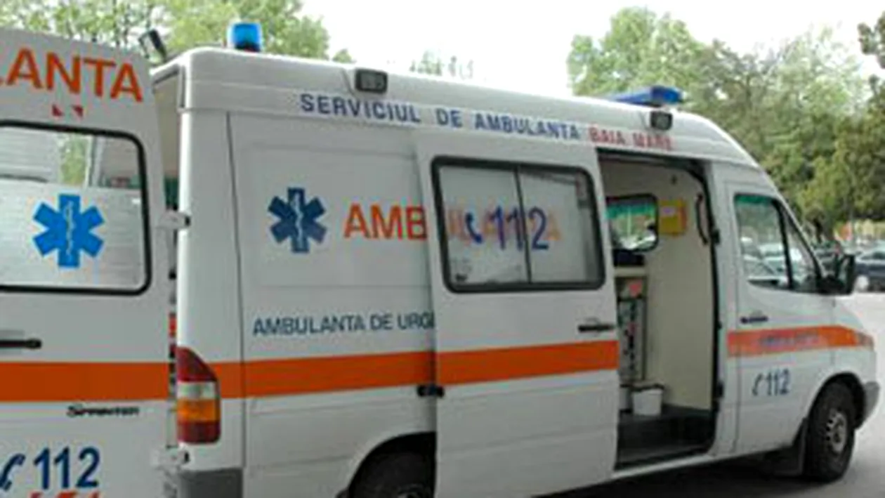 O fetita de un an si opt luni a murit, dupa ce a fost scapata de la etajul doi de o matusa!