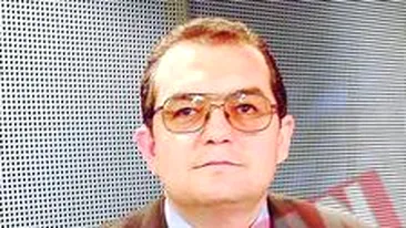 Boc si-a vandut Dacia, apoi si-a luat Peugeot