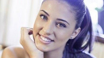 N-are de gând să se dezbrace pentru bani! Antonia: "Nu voi accepta niciodată să pozez nud"