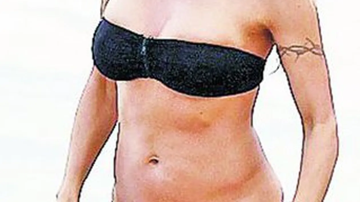 Pamela Anderson poate relua oricand rolul din Baywatch. Trup fara cusur, la 44 de ani