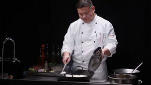 Chef John gătește Pui cu Chilli – explozie de arome Indo-Chineze direct din wok