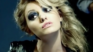 Marcel Prodan a ajuns sa detina controlul absolut asupra "afacerii" Alexandra Stan, dupa ce a scapat de tatal ei! Vezi cum!