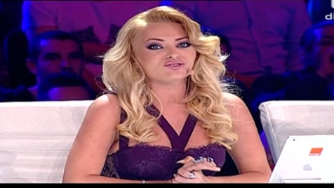 Delia Matache, aparitie spectaculoasa la tv! Rochia asta i-a scos in evidenta trupul bine lucrat
